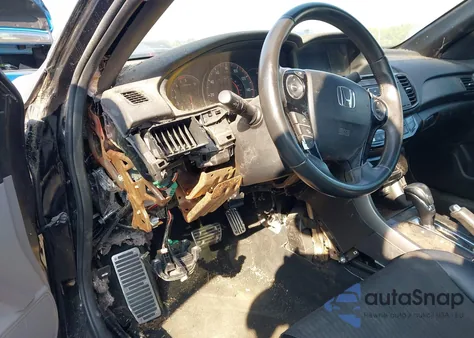 2016 Honda Accord Sport z USA, uszkodzony, nr VIN 1HGCR2F51GA015548